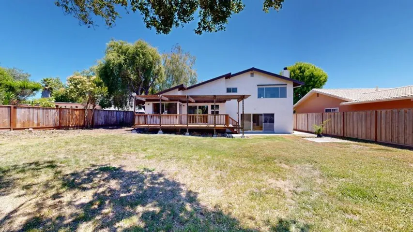 637 Cabrillo Avenue, Santa Cruz, California 95065