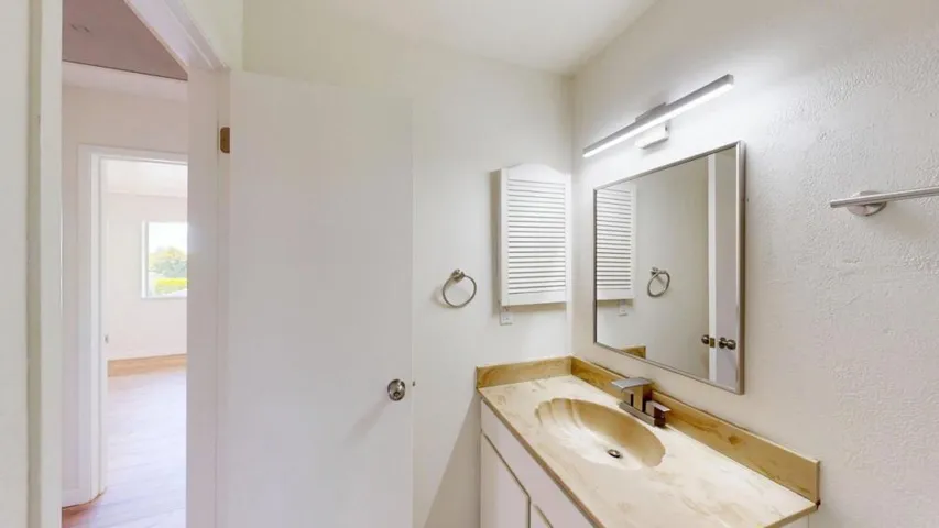 637 Cabrillo Avenue, Santa Cruz, California 95065