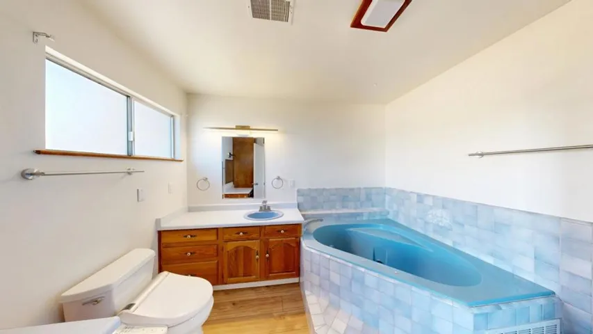 637 Cabrillo Avenue, Santa Cruz, California 95065