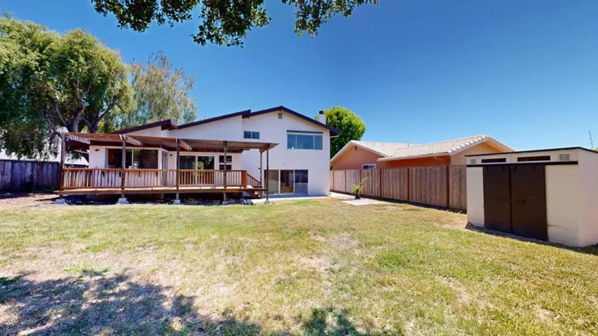 637 Cabrillo Avenue, Santa Cruz, California 95065