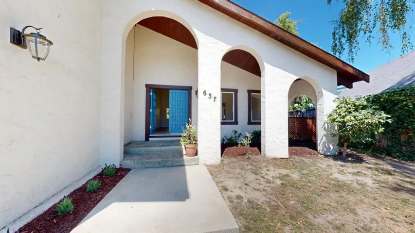 637 Cabrillo Avenue, Santa Cruz, California 95065