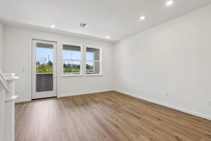 Norbridge Avenue, Castro Valley, California 94546
