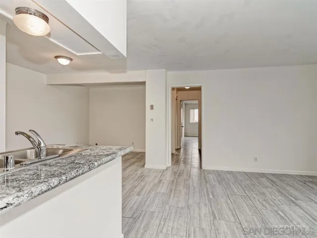 962 Loring Street 2b, San Diego, California 92109