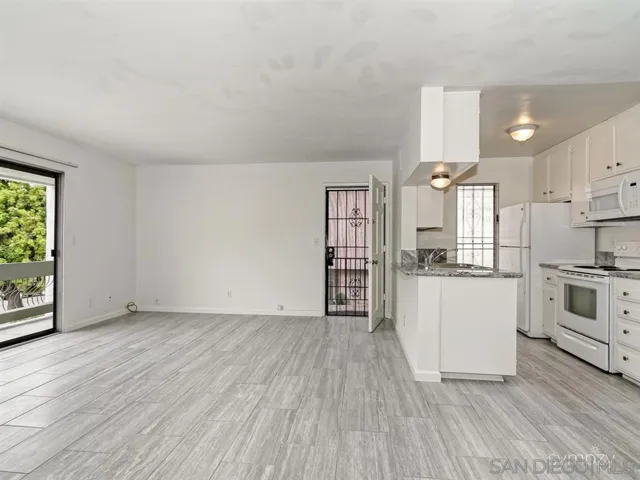 962 Loring Street 2b, San Diego, California 92109