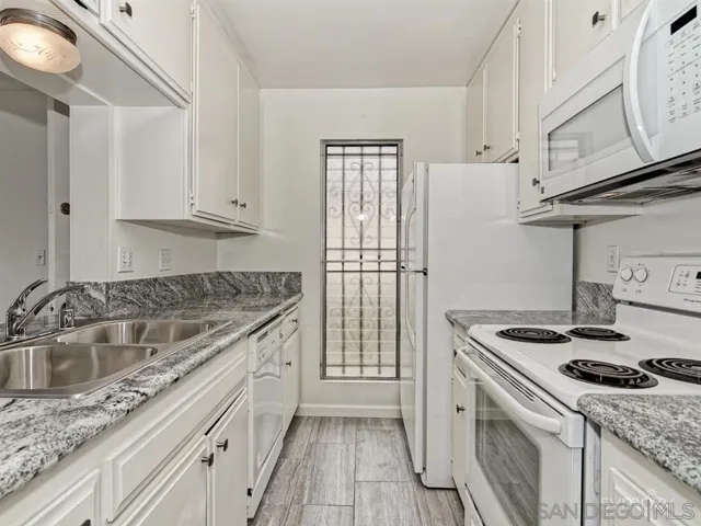 962 Loring Street 2b, San Diego, California 92109