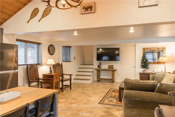 308 Cedarbrook Drive, Twin Peaks, California 92391