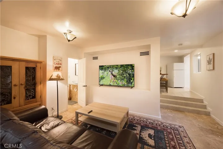 308 Cedarbrook Drive, Twin Peaks, California 92391
