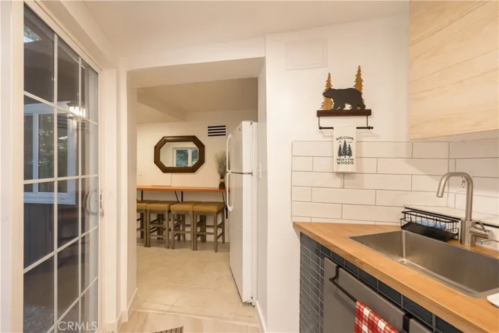 308 Cedarbrook Drive, Twin Peaks, California 92391