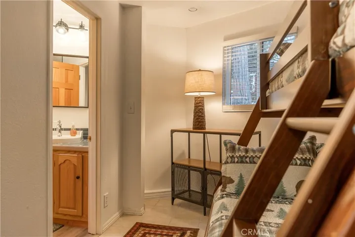 308 Cedarbrook Drive, Twin Peaks, California 92391