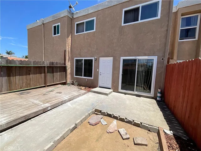 201 Joliet Avenue B, Huntington Beach, California 92648