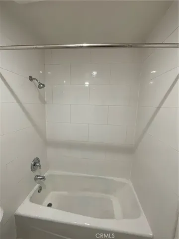 201 Joliet Avenue B, Huntington Beach, California 92648