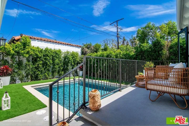 100 S La Jolla Avenue, Los Angeles, California 90048