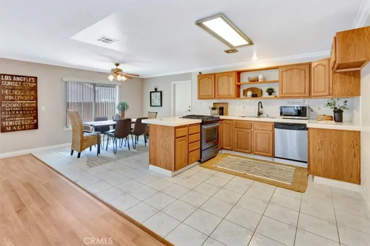 Kitchen/Dining
