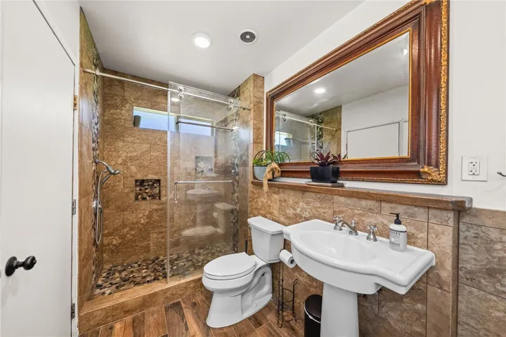 41984 Madeline Court, Temecula, California 92592