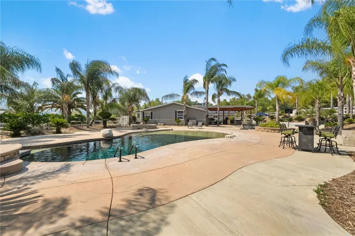 41984 Madeline Court, Temecula, California 92592