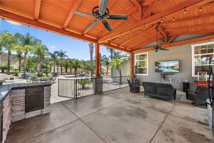 41984 Madeline Court, Temecula, California 92592