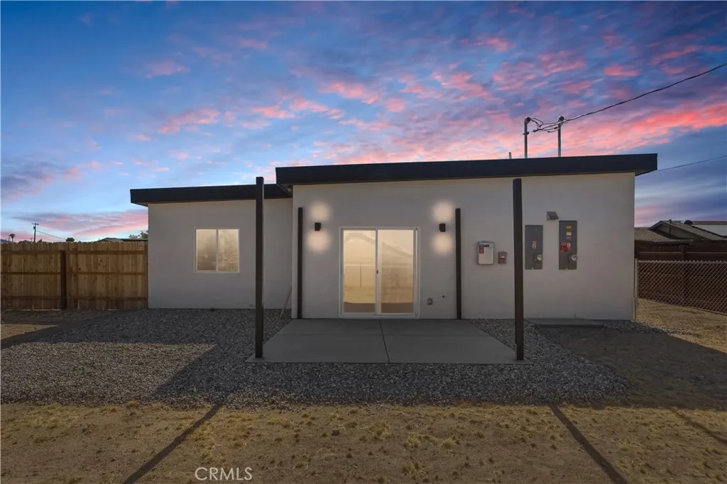 3725 Prescott, Yucca Valley, California 92284 — photo 4
