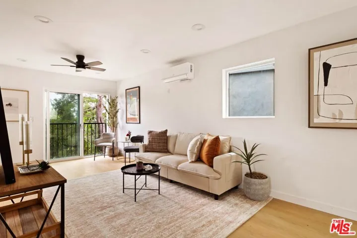 2760 Fyler Place, Los Angeles, California 90065