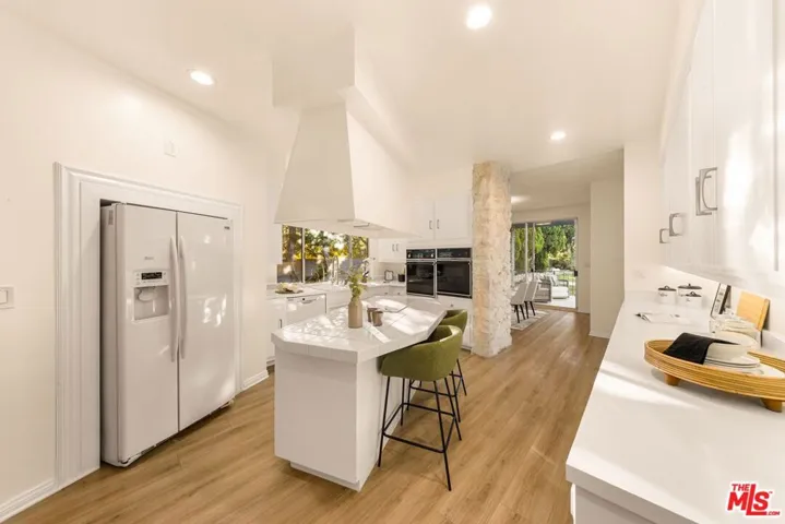 16375 Sloan Drive, Los Angeles, California 90049