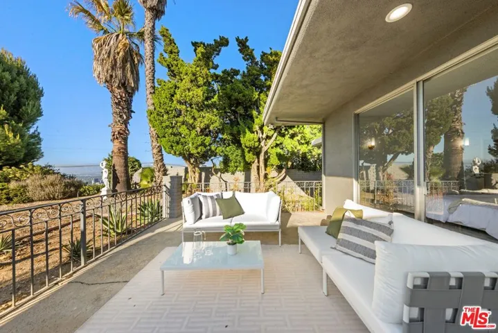 16375 Sloan Drive, Los Angeles, California 90049