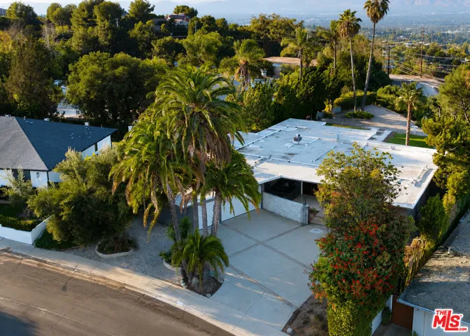 16375 Sloan Drive, Los Angeles, California 90049