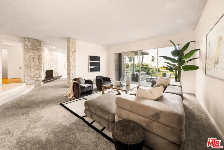 16375 Sloan Drive, Los Angeles, California 90049