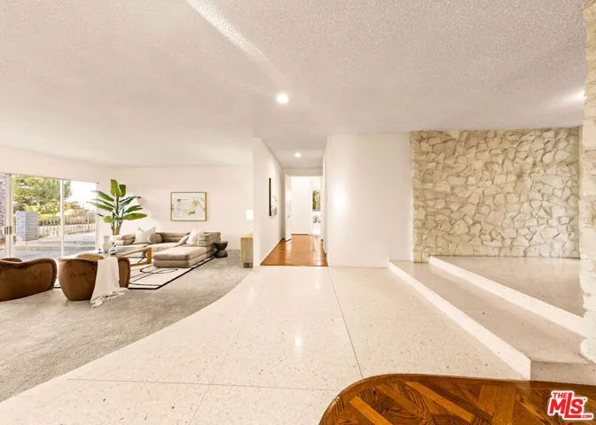 16375 Sloan Drive, Los Angeles, California 90049