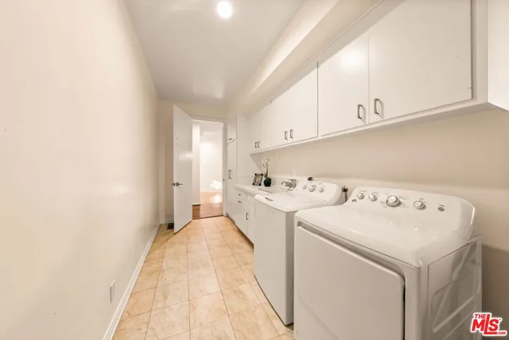 16375 Sloan Drive, Los Angeles, California 90049