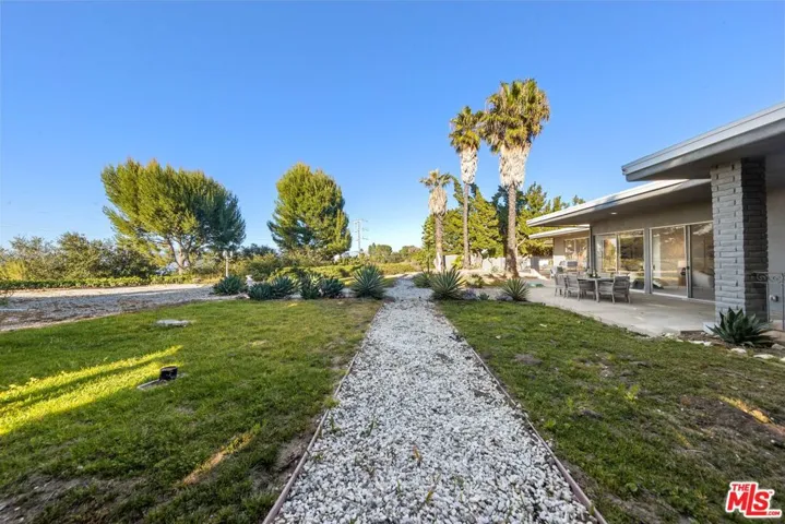16375 Sloan Drive, Los Angeles, California 90049