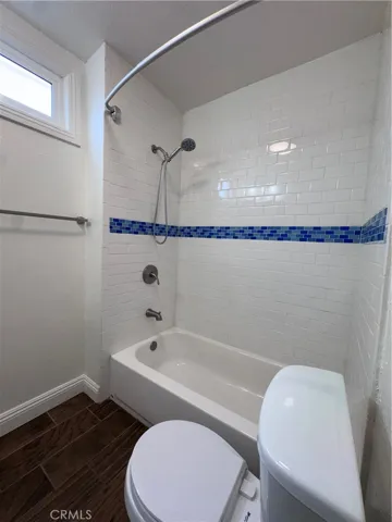 1325 Douglas Street, Los Angeles, California 90026