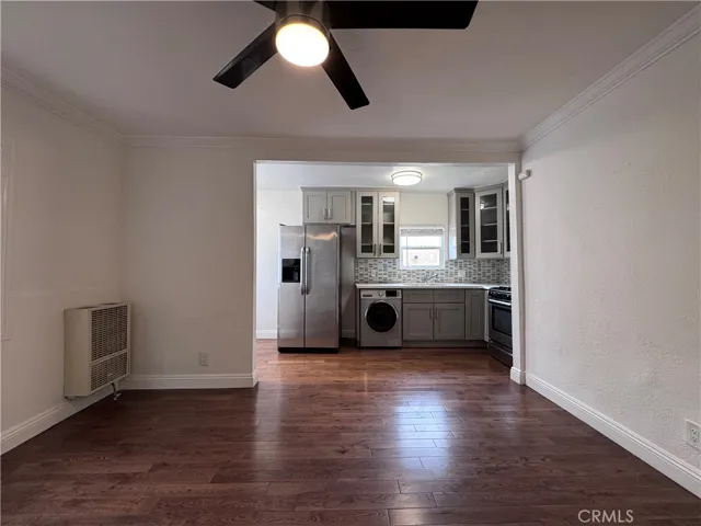 1325 Douglas Street, Los Angeles, California 90026