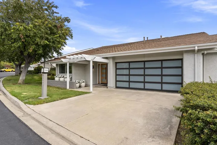 2143 Caminito San Martin, La Jolla, California 92037
