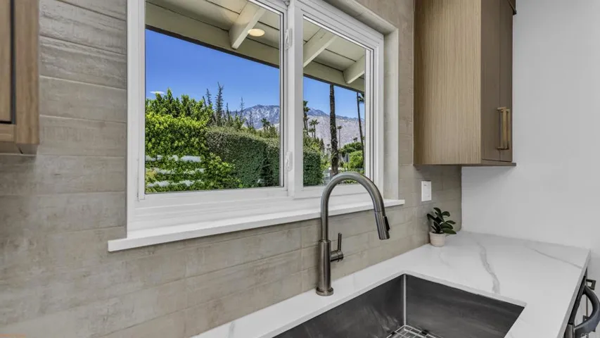 1111 S San Joaquin, Palm Springs, California 92264