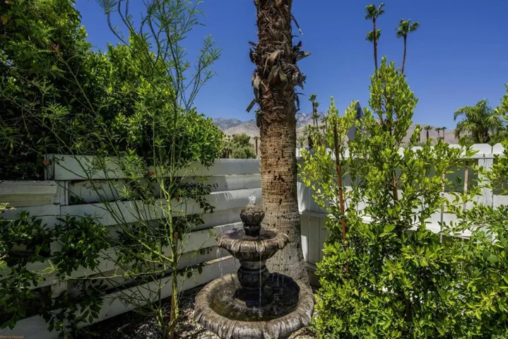 1111 S San Joaquin, Palm Springs, California 92264