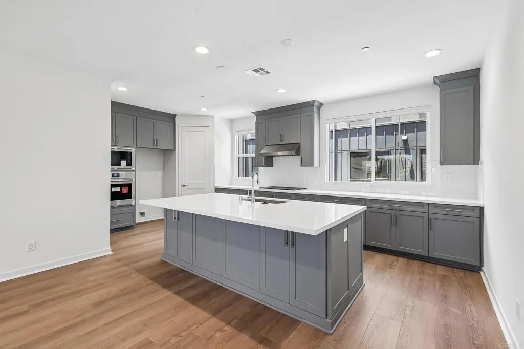 2544 Thyme Way