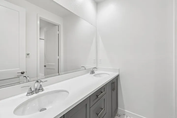 2544 Thyme Way, Carlsbad, California 92008