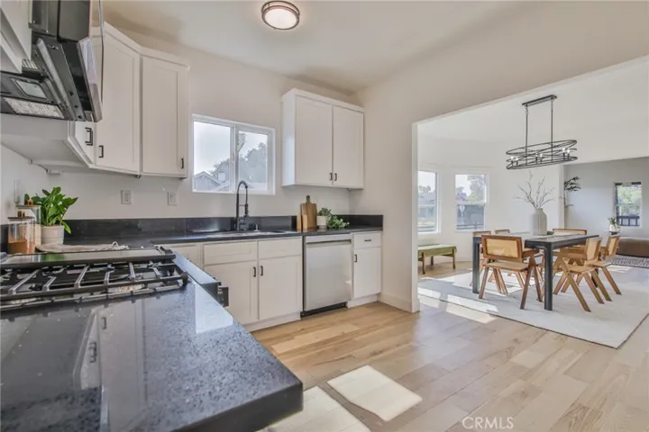 1301 W 46th, Los Angeles, California 90037
