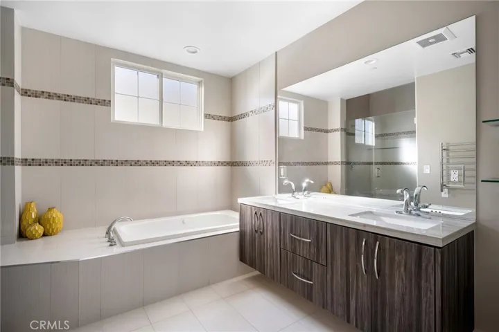 342 Myrtle Street 302, Glendale, California 91203