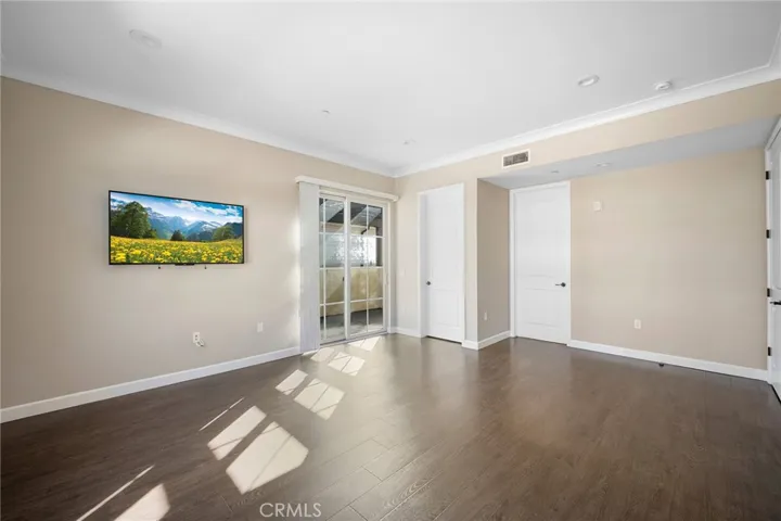 342 Myrtle Street 302, Glendale, California 91203