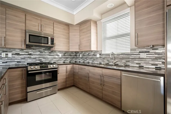 342 Myrtle Street 302, Glendale, California 91203