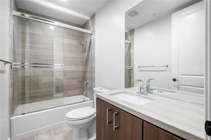 342 Myrtle Street 302, Glendale, California 91203