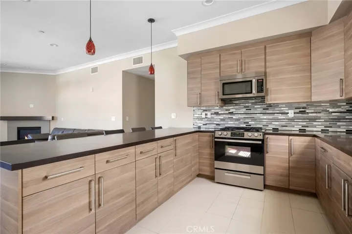 342 Myrtle Street 302, Glendale, California 91203