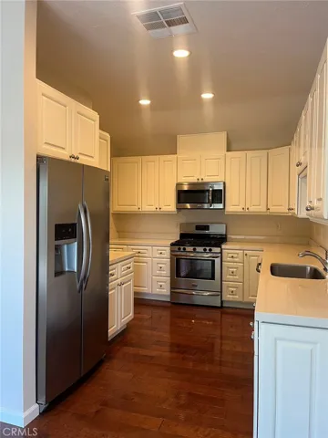 2980 Hyde Park Circle, Riverside, California 92506