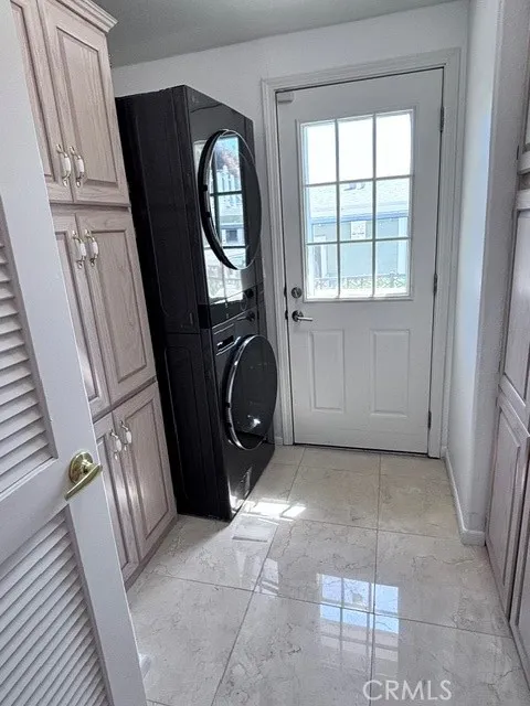 Seperate Laundry Room