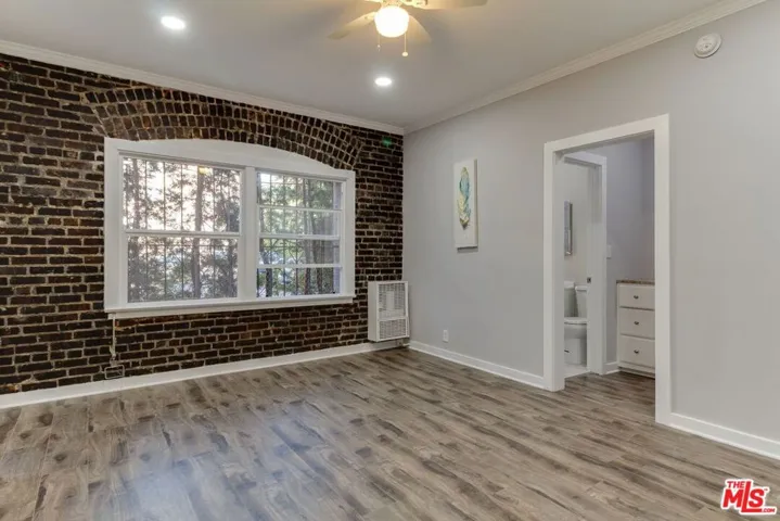 730 S Catalina Street, Los Angeles, California 90005