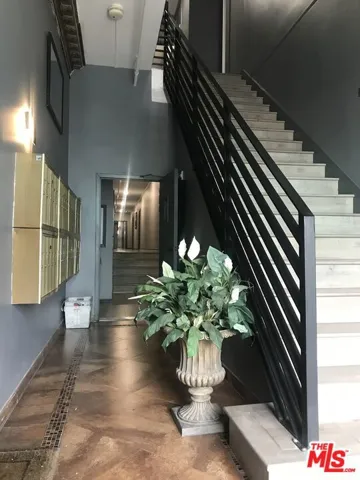 730 S Catalina Street, Los Angeles, California 90005