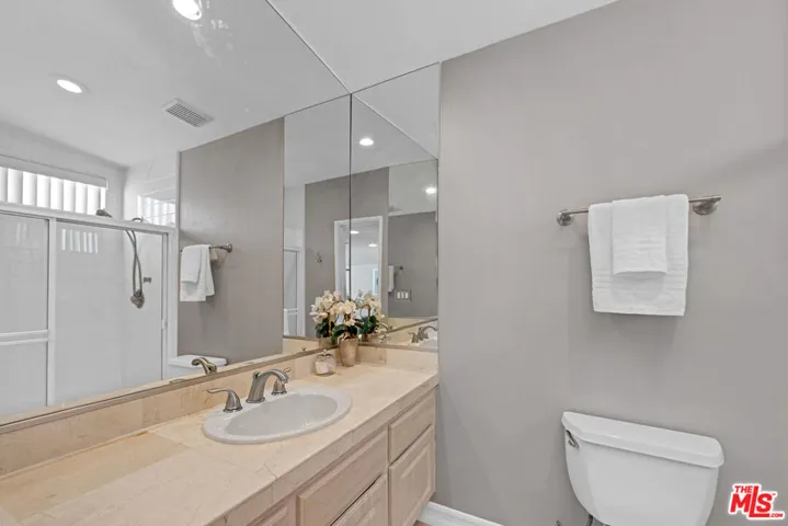 Upstairs Bathroom