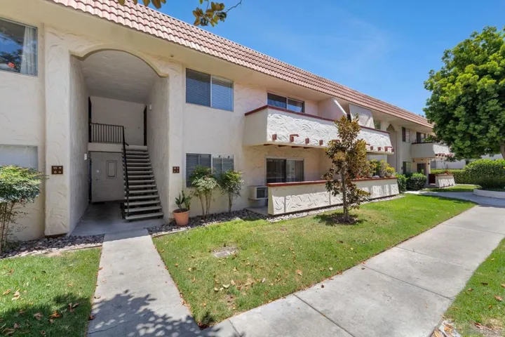 8641 Lake Murray 16, San Diego, California 92119