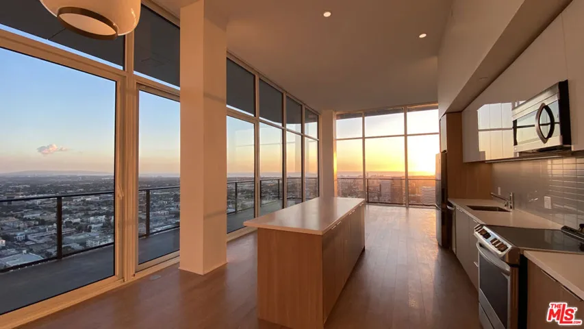 11750 Wilshire Boulevard 1102, Los Angeles, California 90025