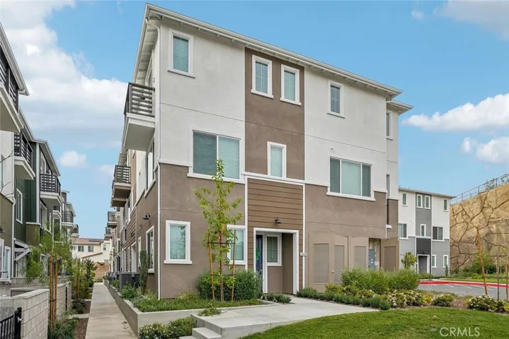 1482 Skyline Lane, San Pedro, California 90732
